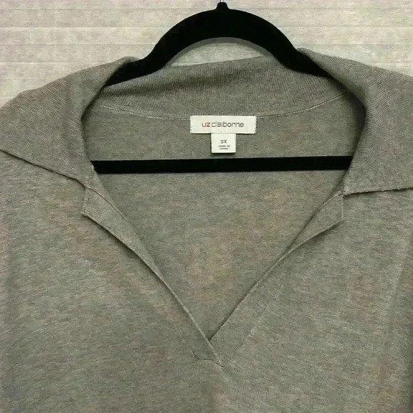 NWT Liz Claiborne light weight grey sweater plus size 3x v neck - Picture 2 of 6